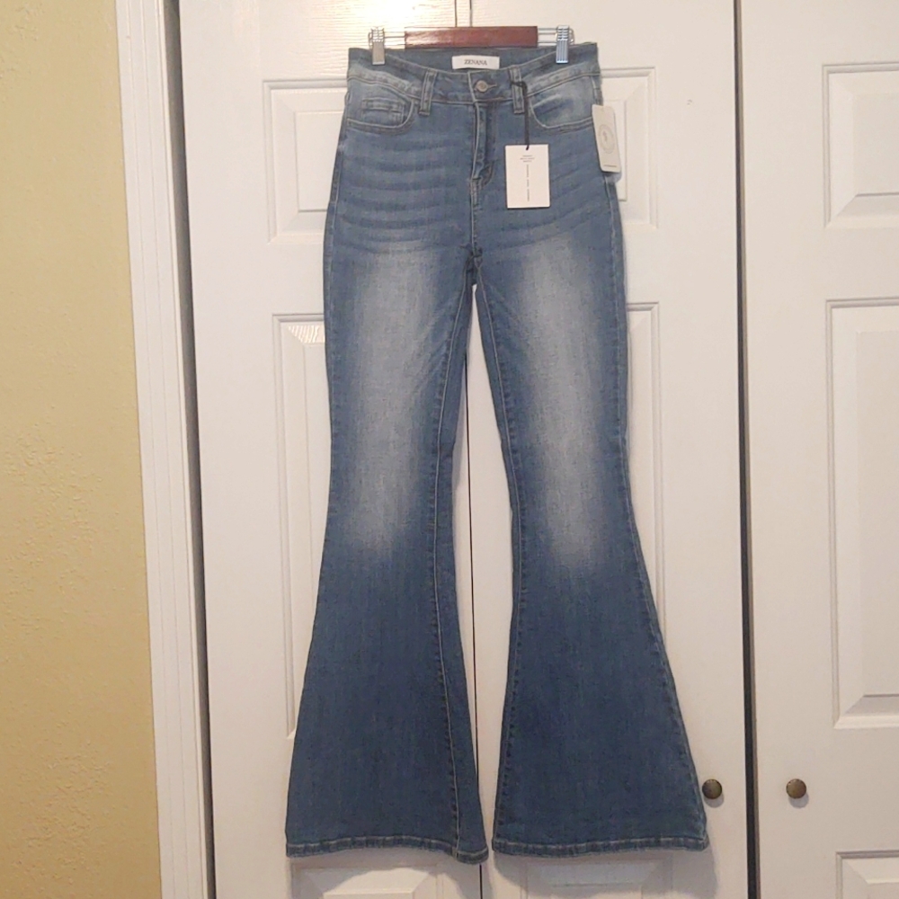 Bell bottom jeans by Zenana